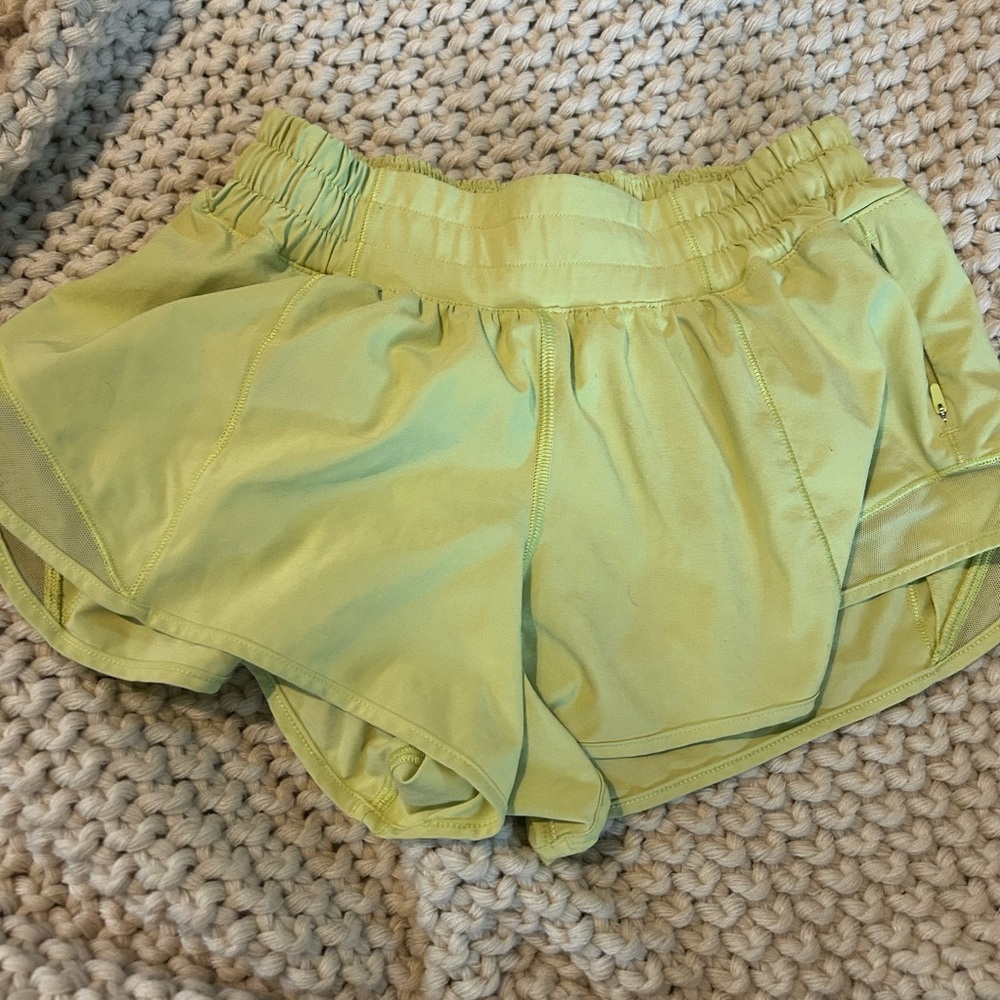 Lululemon Athletica Green Athletic Shorts with Elastic Waistband